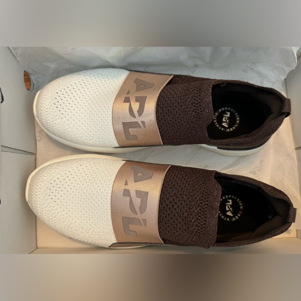 APL Women's TechLoom Bliss in Metallic Chocolate / Almond / Ivory Size 9